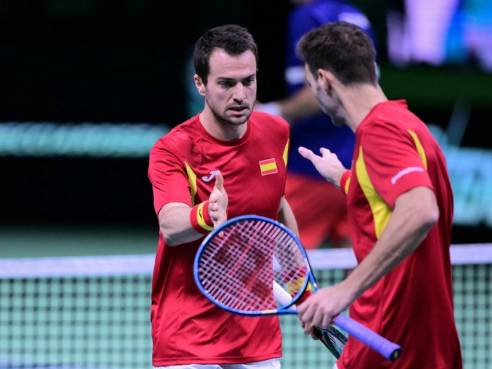 Spanien nach 2:1 gegen Tschechien im Davis-Cup-Semifinale