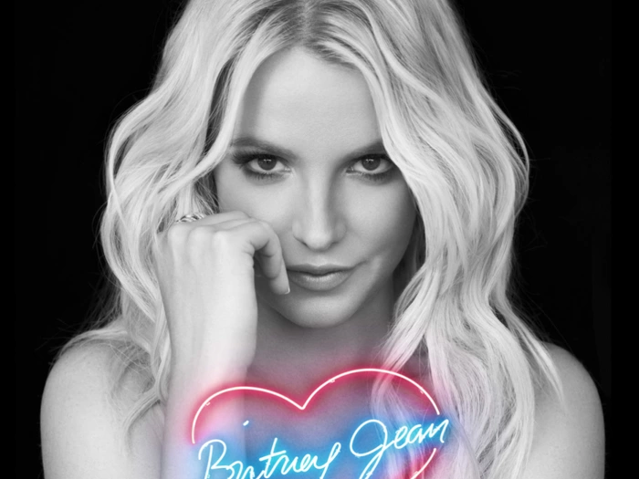 Britney Spears feiert Pyjamaparty mit Kardashian-Schwestern