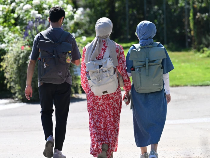 Rückgang bei Asyl-Anträgen wird stärker