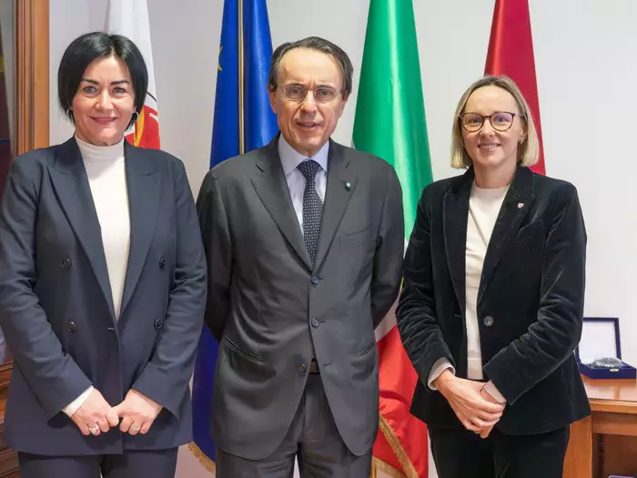 Reise- und Waffenpässe: Wartezeiten sollen verkürzt werden