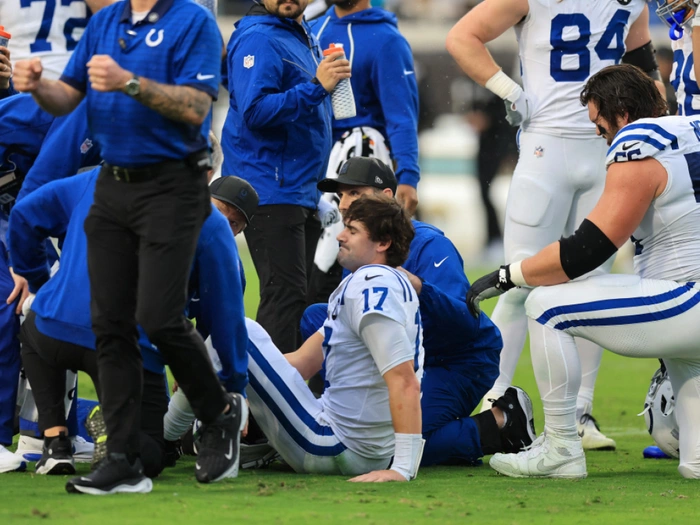 Raimanns Colts bangen: Quarterback Jones droht Saisonende