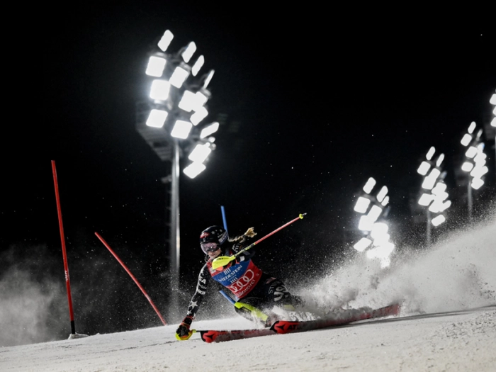 Shiffrin gewinnt auch Courchevel-Slalom - Truppe Vierte