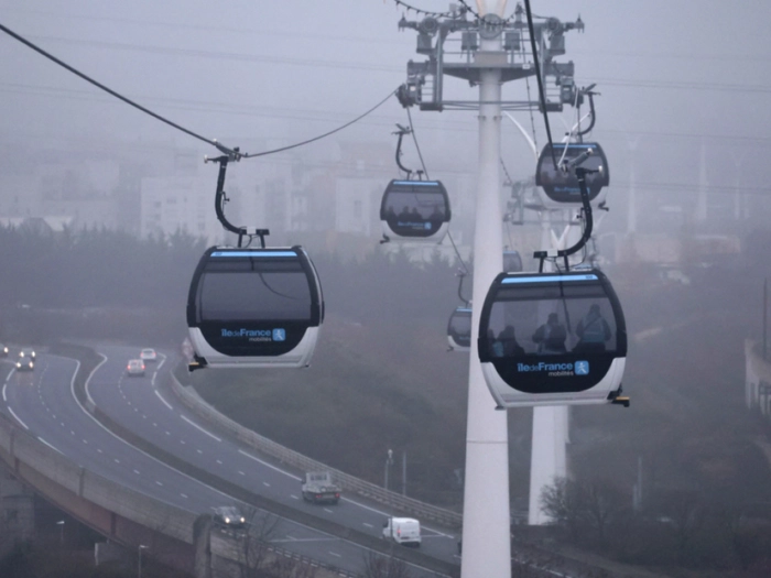 Paris nahm Stadtseilbahn von Doppelmayr in Betrieb