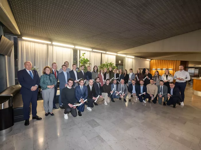 Abschlusszertifikate für 31 Genossenschaftsrevisoren