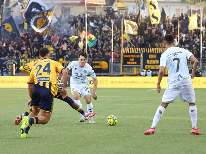 Herbe Niederlage: Weißrote unterliegen Juve Stabia mit 1:0