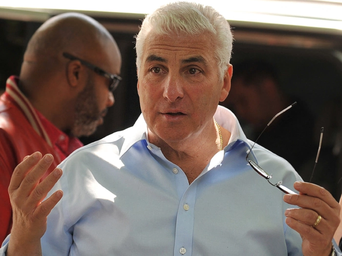 Prozess um Verkauf von Kleidern von Amy Winehouse