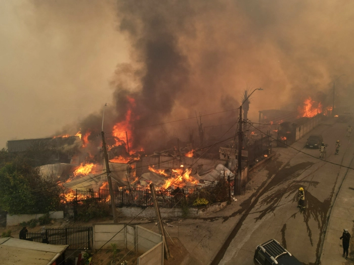 Mindestens 15 Tote bei Waldbränden in Chile