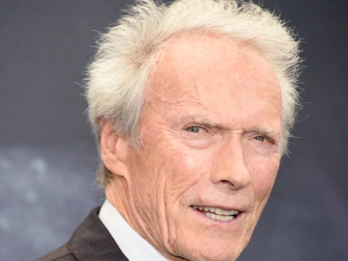 Presserat rügt "Kurier" für (Schein-)Interview mit Eastwood