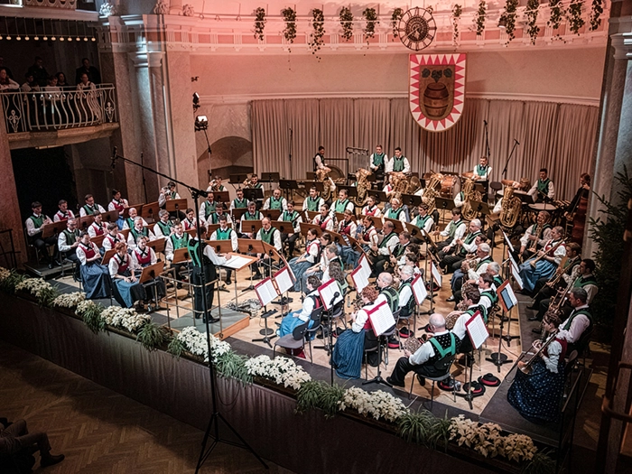 Festlicher Jahresauftakt mit den „Algundern“