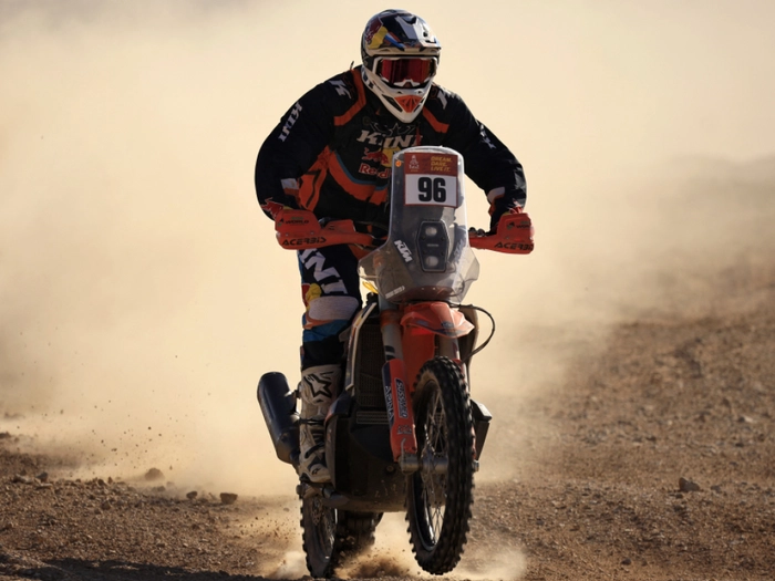 Tiroler Ebster bei Rallye Dakar nach Sturz out