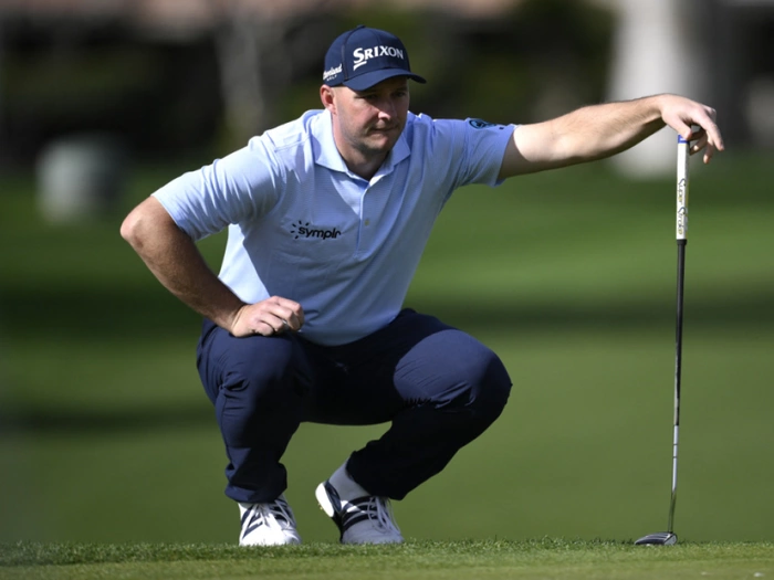 Golfer Straka legt in Kalifornien Fehlstart hin