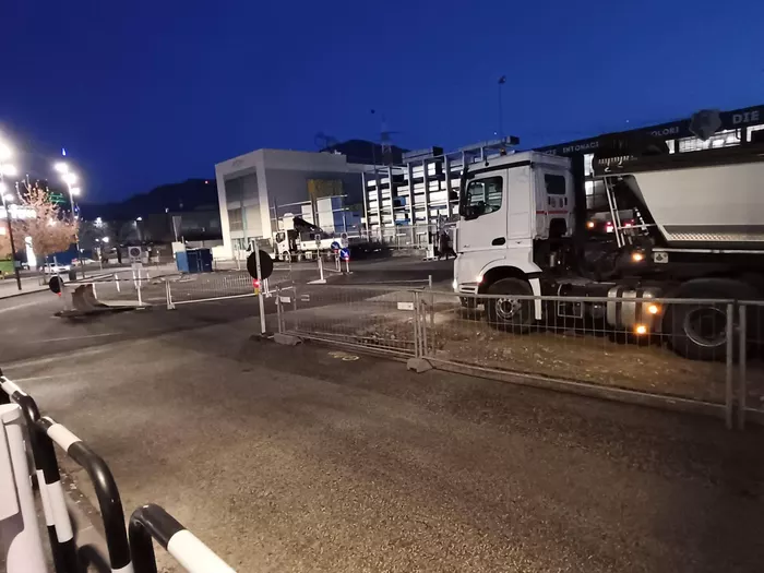 Arbeiten am Parkplatz in Bozen Süd