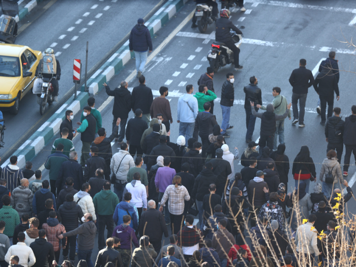 Irans Regierung verspricht angesichts Protesten Finanzhilfen