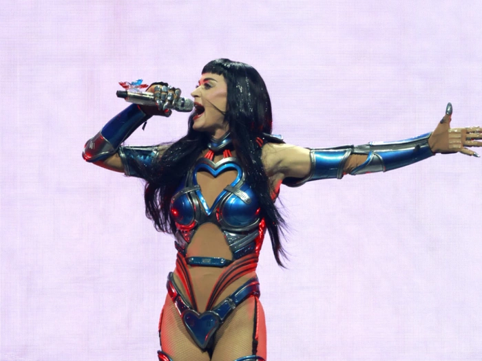 Katy Perry ruft zu Widerstand auf: "Wut in Taten verwandeln"