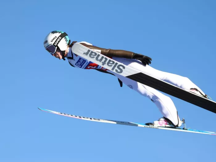 Nika Prevc dominiert Skisprungweltcup - Lisa Eder Neunte