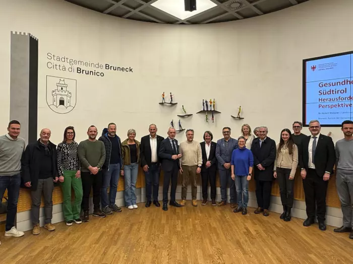 Landesrat Hubert Messner zu Besuch in Bruneck