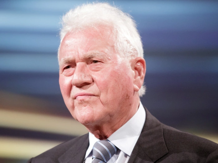 Verteidigung stellt Aussagen im Stronach-Prozess infrage