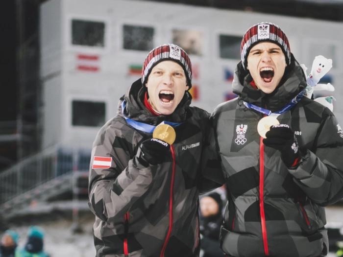 Hörl/Embacher erlösen Skispringer - Gold im Super Team
