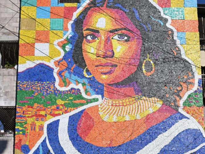 "Mona Lisa" aus Plastikmüll in El Salvador