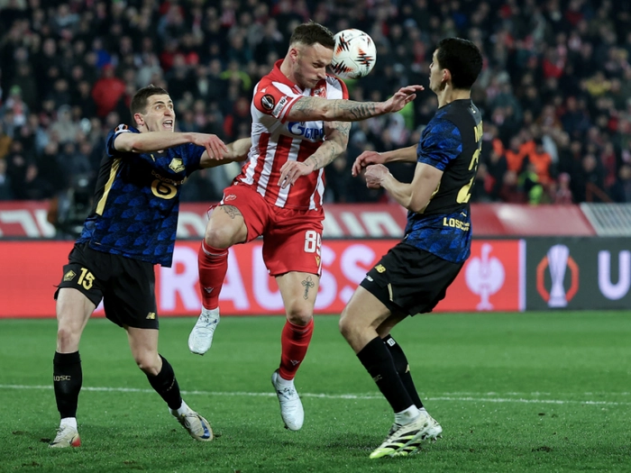 Arnautovic mit Roter Stern in Europa League out