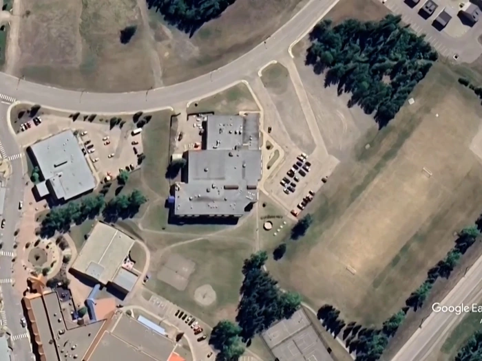 Mehrere Tote nach Schüssen an Schule in Kanada - VIDEO