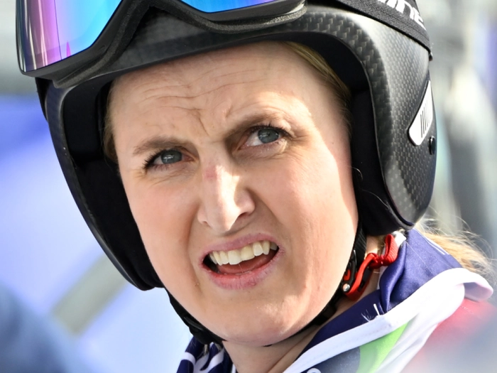 Wiles Schnellste in turbulentem Frauen-Abfahrtstraining