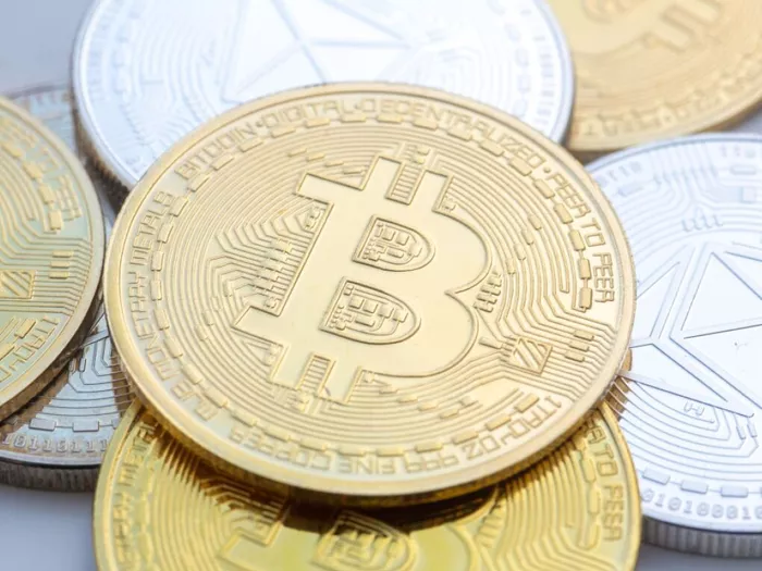 Bitcoin steigt über 74.000 US-Dollar