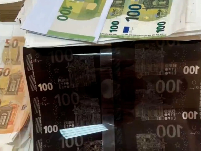 Blüten für knapp drei Mio. Euro in Neapel sichergestellt