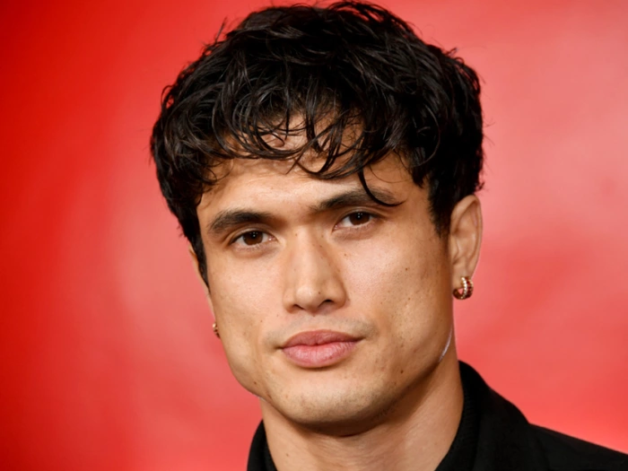Schauspieler Charles Melton ist Vater geworden
