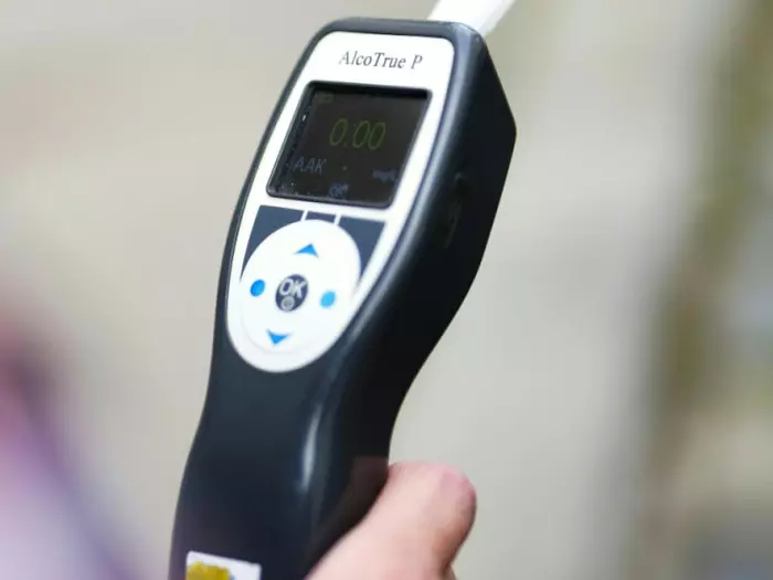 Alkolenkerin bei Polizeikontrolle kaum noch ansprechbar