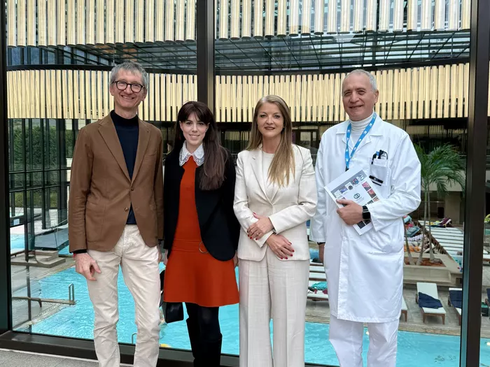 Direktorin des Gesundheitsbezirks Meran zu Gast in der Therme Meran