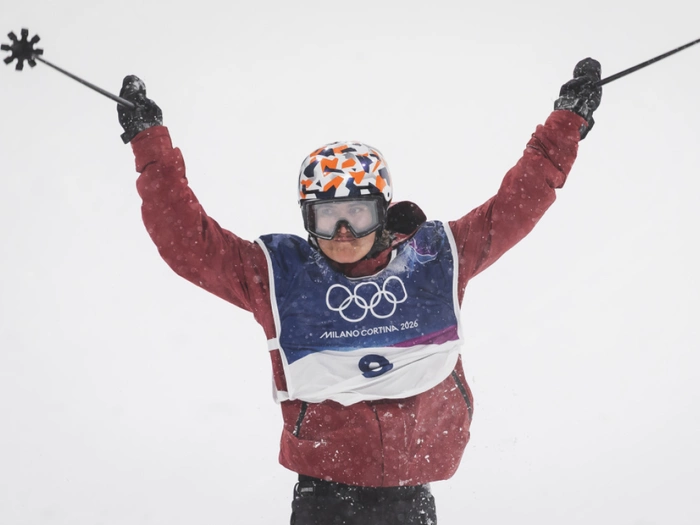 Lara Wolf bei Weltcup in Tignes als Dritte auf dem Podest