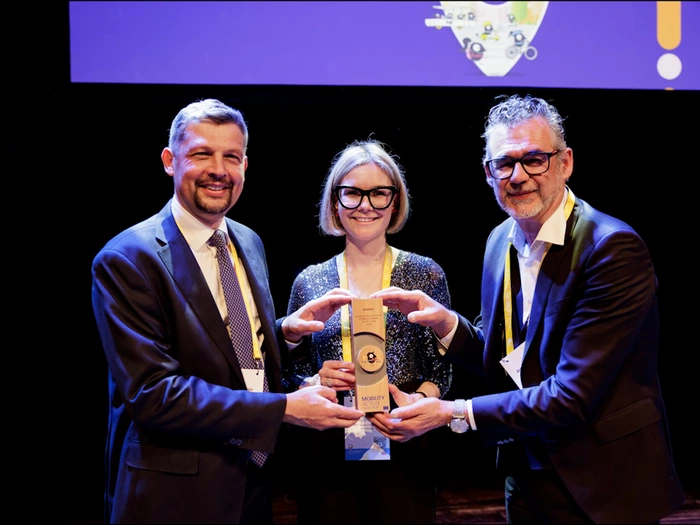 Südtiroler Öffis räumen in Brüssel ab - VIDEO