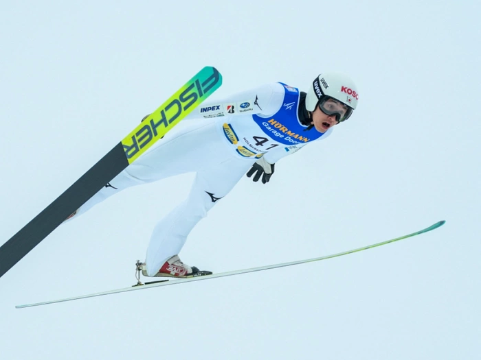 Windlotterie am Holmenkollen bringt japanischen Sieg