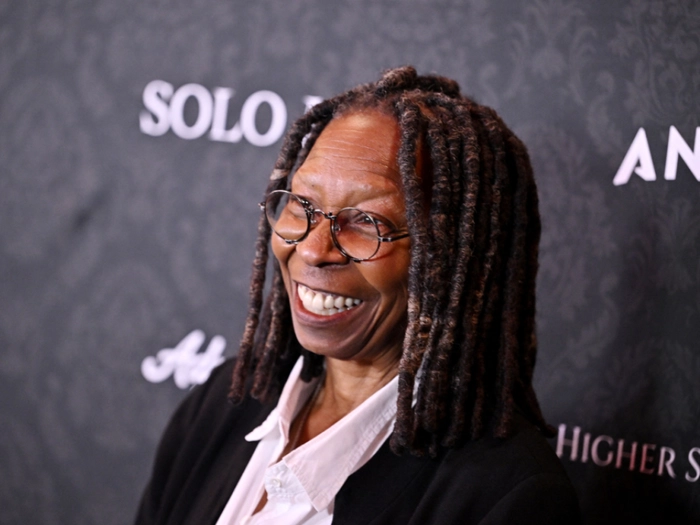 Whoopi Goldberg mag die Kneipe und One-Night-Stands