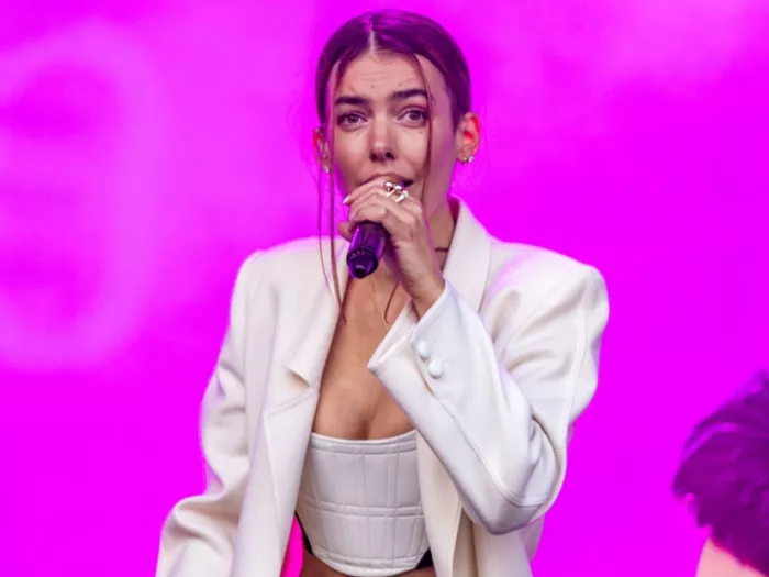 Frida-Gold-Frontfrau erleidet Hirnblutungen