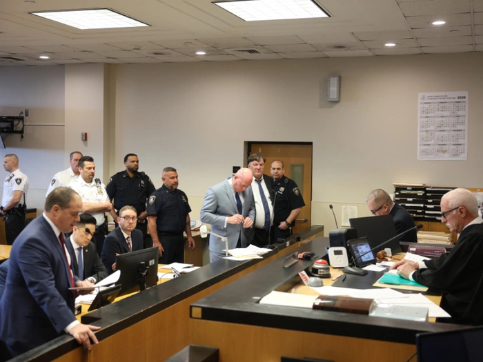 Architekt gesteht acht Frauenmorde auf Long Island