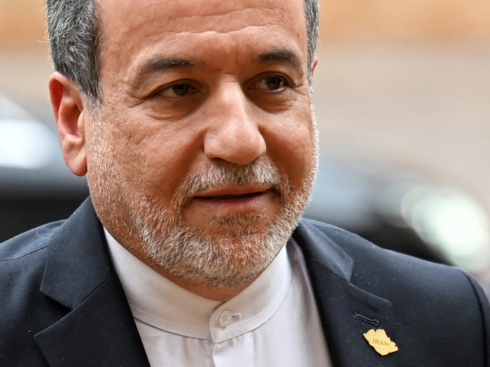 Irans Außenminister in Russland - Araqchi übergab Forderung