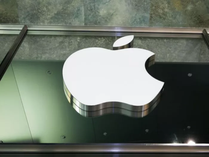 Paul McCartney spielte bei Apple