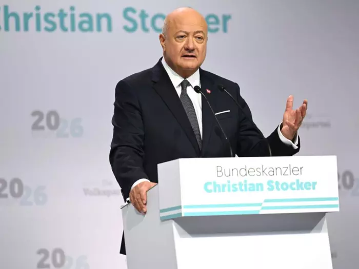 Stocker beginnt Besuch in Indien