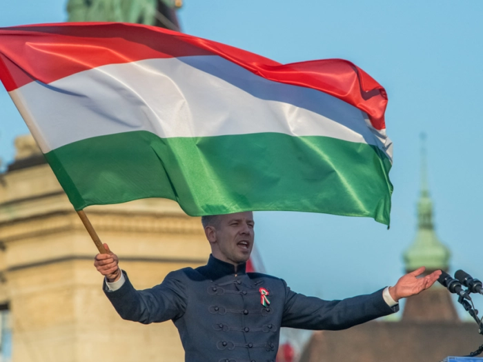 Ungarn-Wahl: Magyar zuhause vorne - in Brüssel kaum anwesend