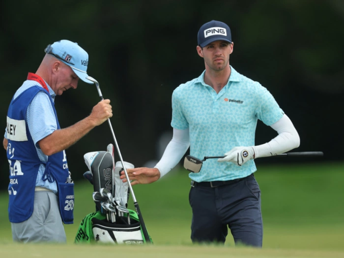 Golfer Smalley als Führender ins Finale der PGA Championship