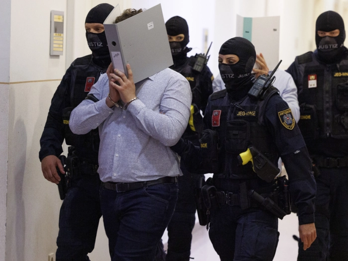 Beran A. und Arda K. bleiben vorerst in JA Wiener Neustadt
