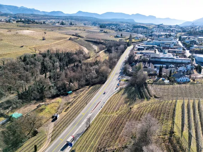 Bus-Vorzugsspur zwischen Bozen und Eppan soll verlängert werden