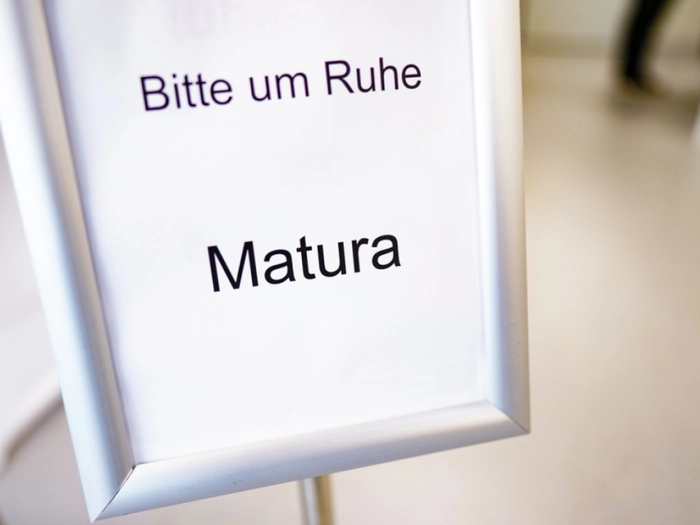 Feuer in Gymnasium Hallein - Matura findet aber statt