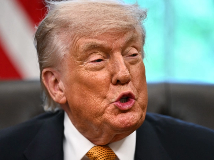 Trump setzt Frist für Umsetzung von Zolldeal und droht EU