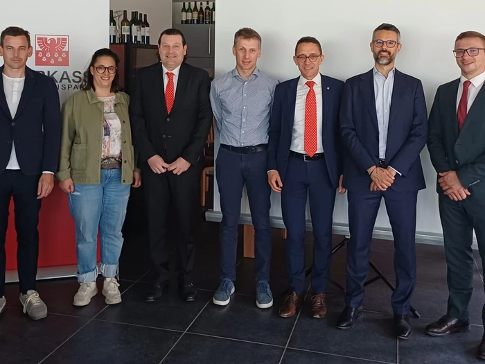 Sparkasse und Freie Weinbauern Südtirols arbeiten enger zusammen