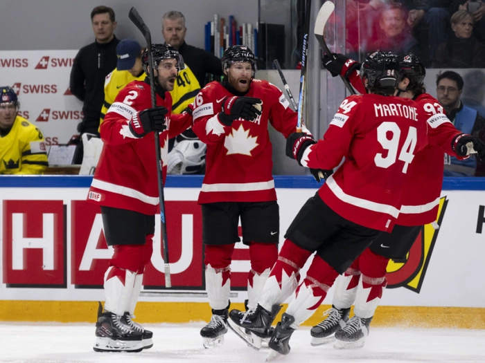Kanada und Finnland starten mit Siegen in Eishockey-WM