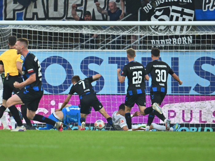 Paderborn besiegelt Wolfsburgs Absturz