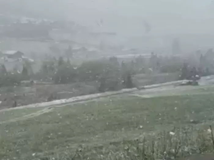 Schnee überrascht Südtirol im Mai - VIDEO